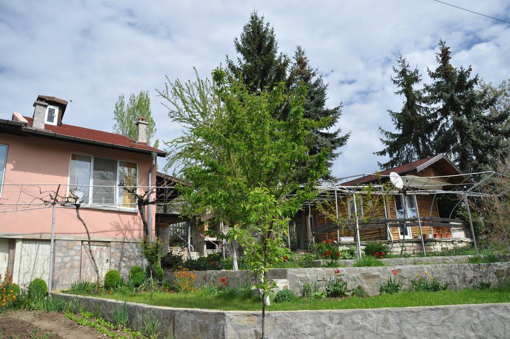 Holiday Home Vilata Kurdzhali Bagian luar foto
